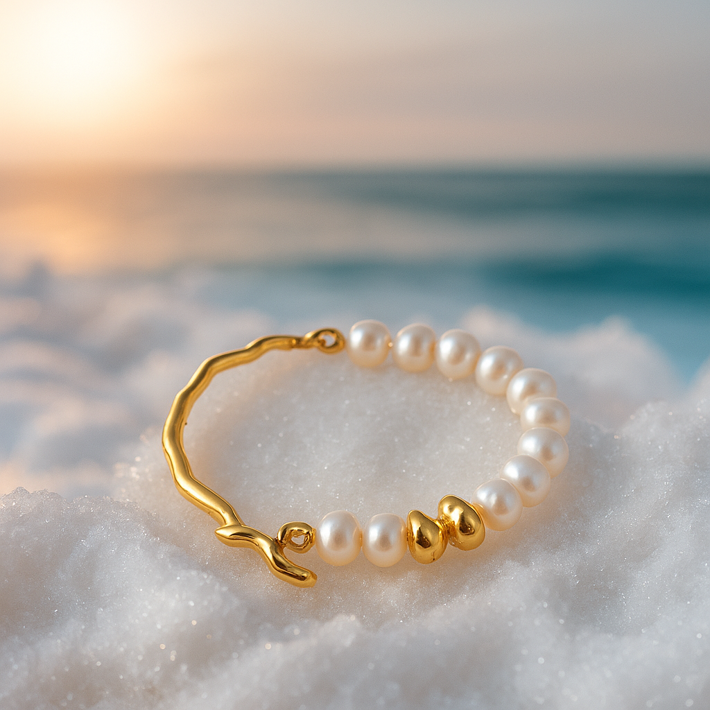 Alana | Pearl-Accented Golden Bracelet