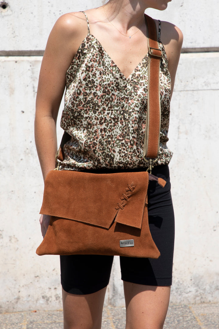 Braided Wallet in Caramel Brown