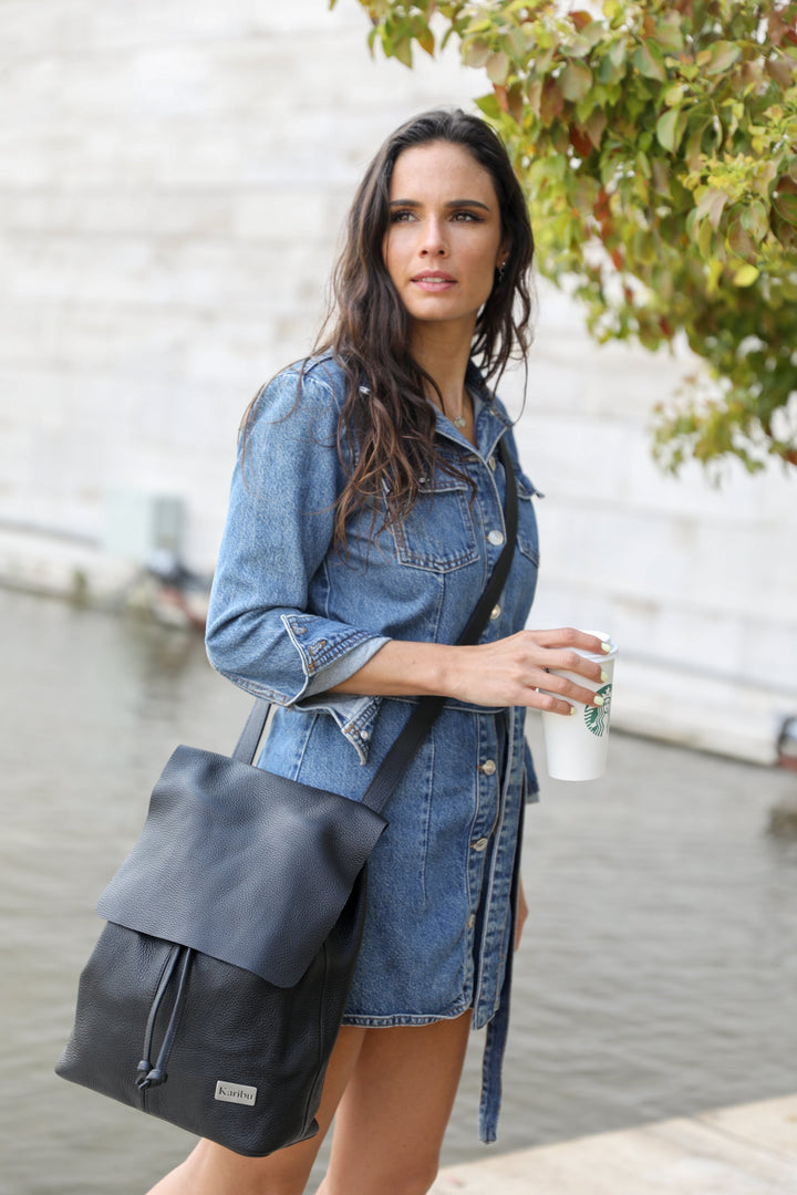 Bernardita Black Backpack with Wallet