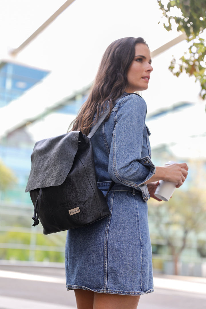 Bernardita Black Backpack with Wallet