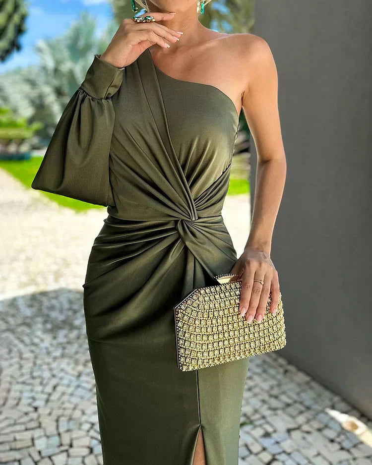 Anna | Sophisticated Evening Gown