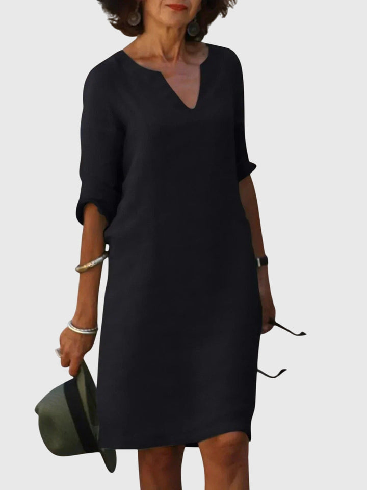 Chelsea - Relaxed V-Neck Dress