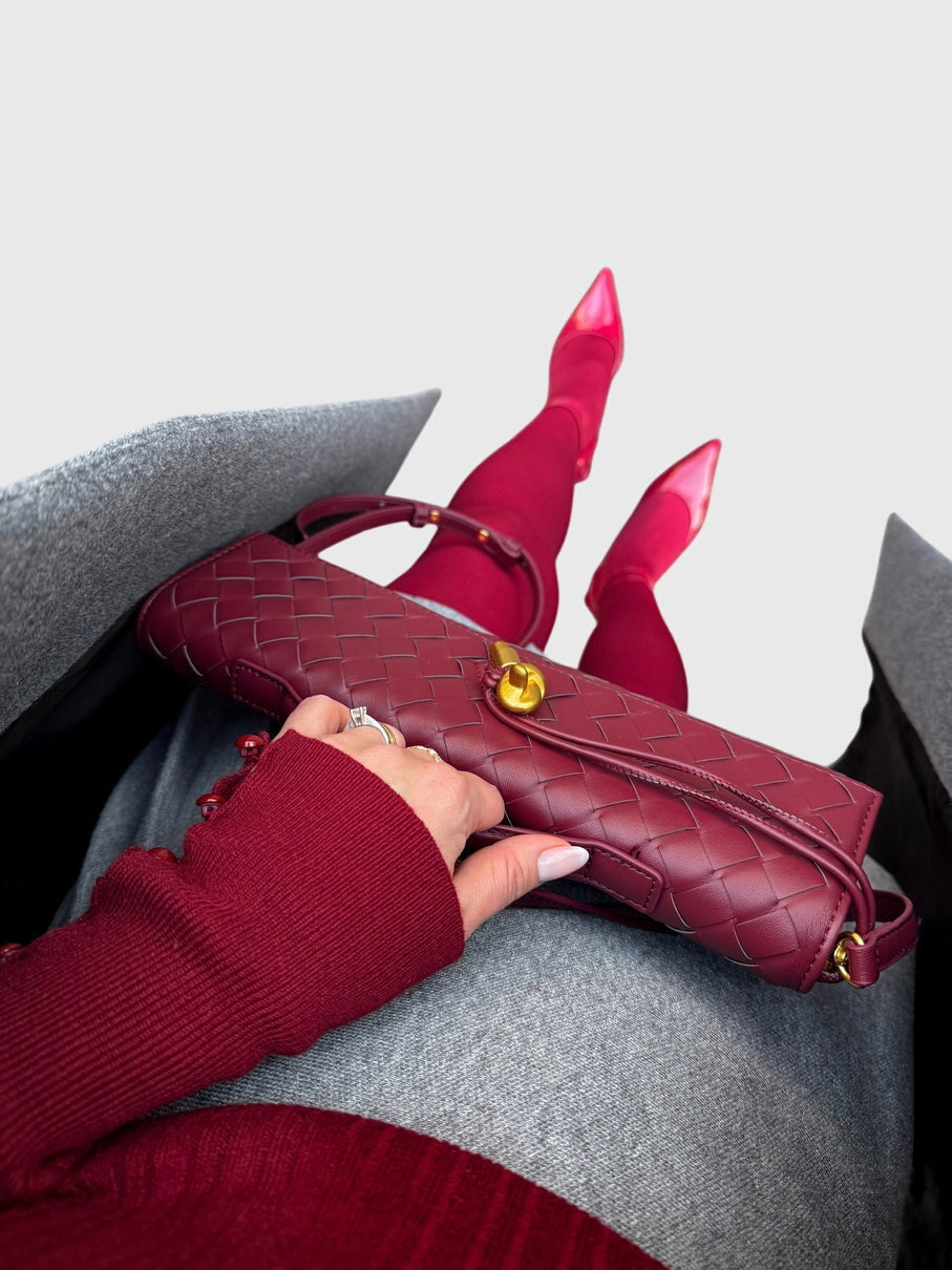 Camila | Elegant Slim Woven Clutch