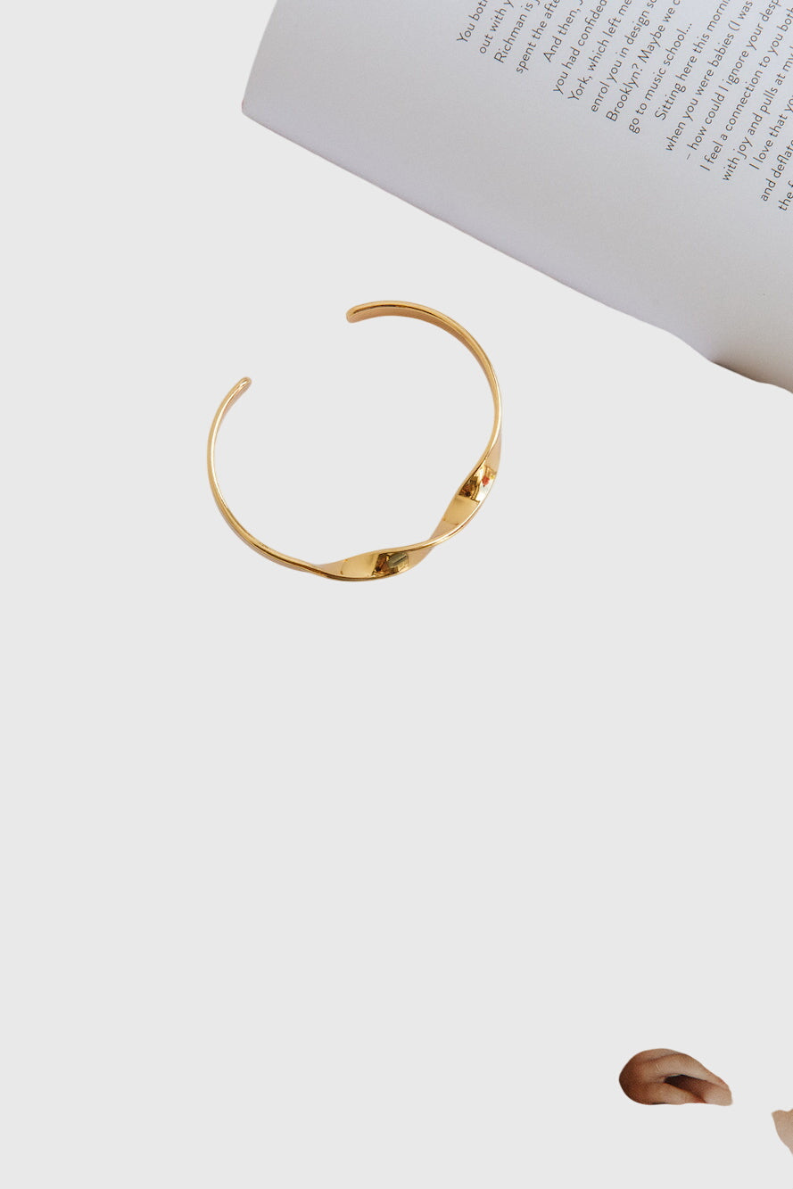 Adalyn | Elegant Gold-Plated Bracelet