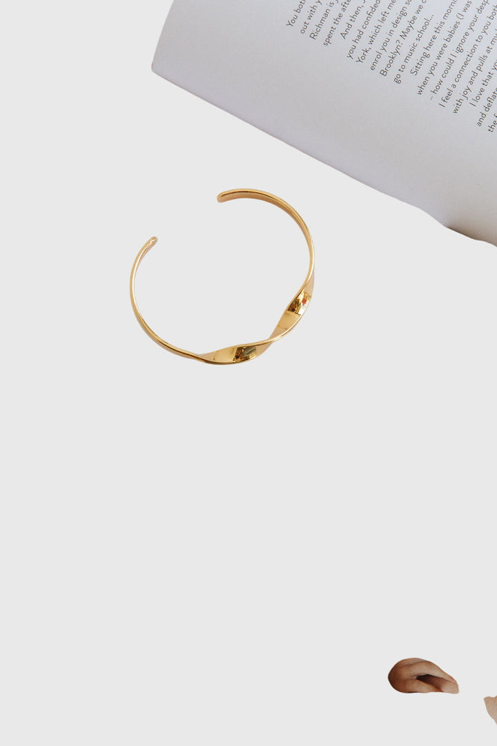 Adalyn | Elegant Gold-Plated Bracelet
