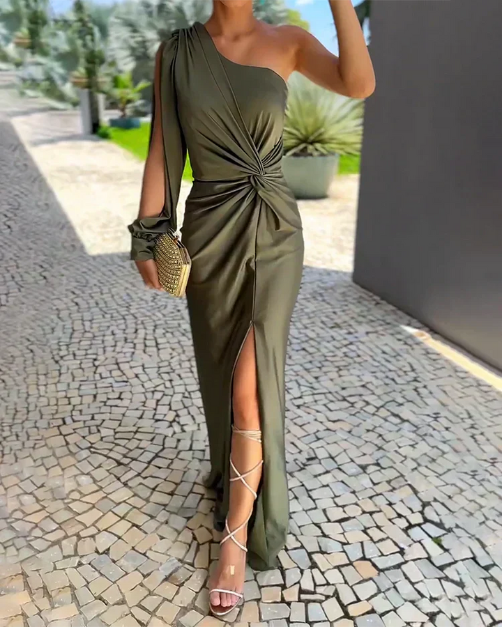 Anna | Sophisticated Evening Gown