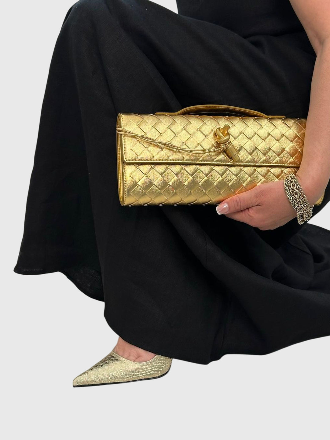 Camila | Elegant Slim Woven Clutch