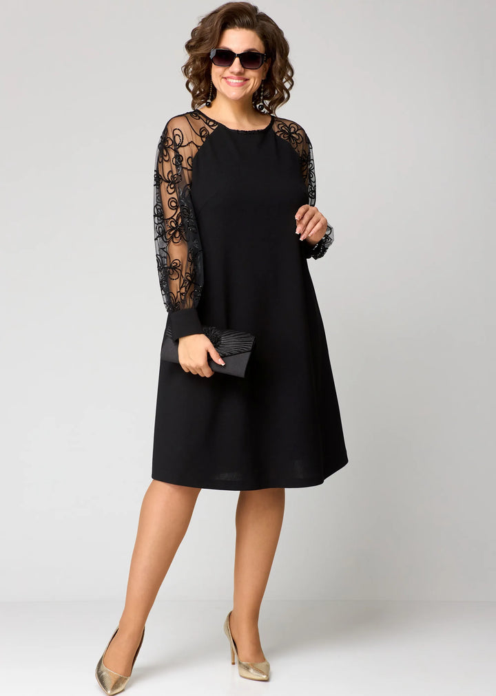 Caitlin - Graceful Lace Gown