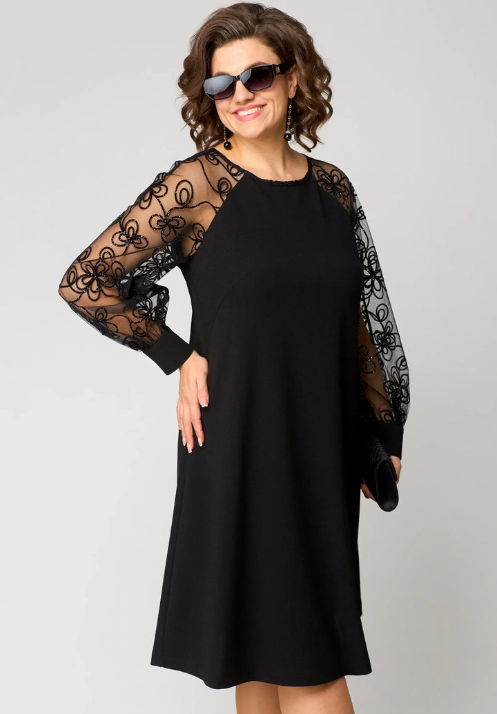 Caitlin - Graceful Lace Gown