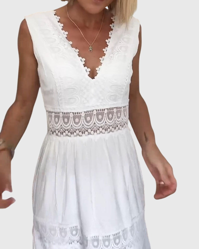 Alexandra - Elegant White Plunge Dress