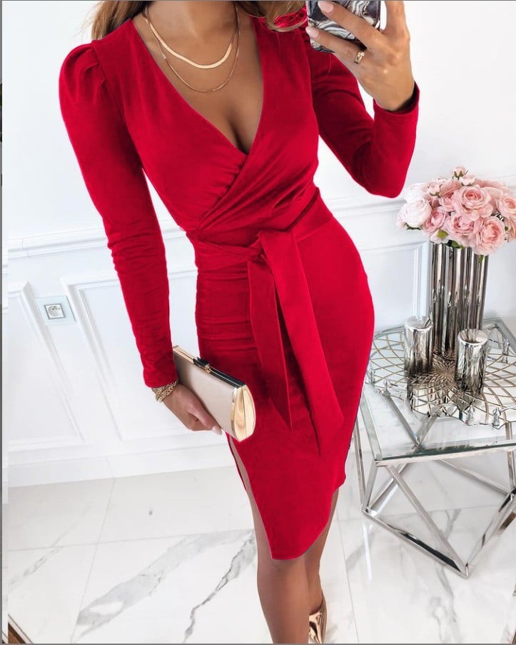 Caitlyn - Chic V-Neck Midi Dress with Tie Straps