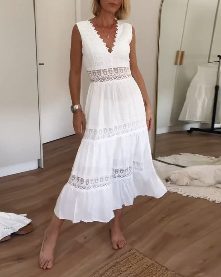 Clara | V-Neck Lace Dress