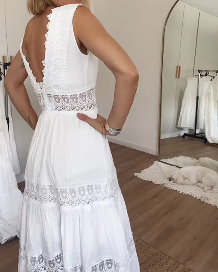 Clara | V-Neck Lace Dress