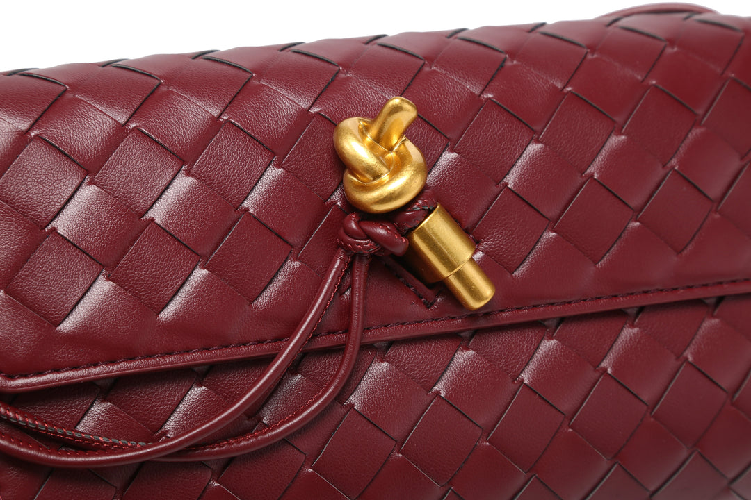 Maya Chic Handbag