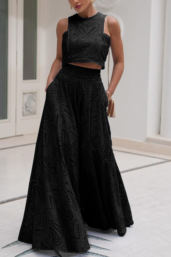 Maura™ | Chic Complete Ensemble in Exquisite Lace Design