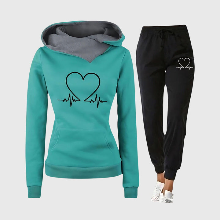 Carmen - Heartbeat Hoodie Set