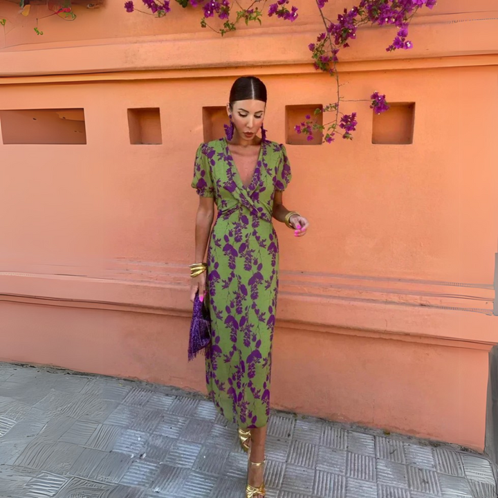 Danielle™ | Exquisite Floral Design