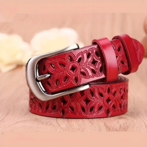 Monika's Timeless Leather Belt