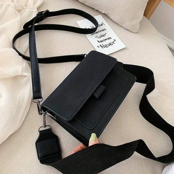 2025 Collection: Rosario Bag