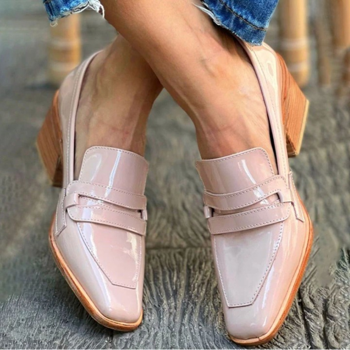 Yara™ | Blush Leather Loafers
