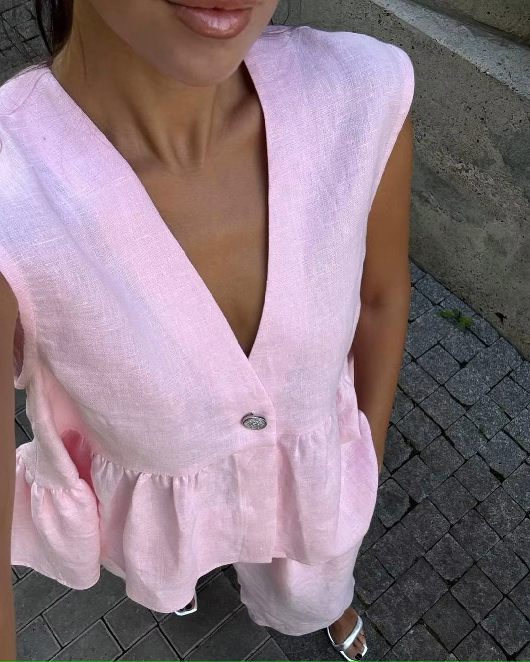 Laura™ | Graceful and Refined Outfit