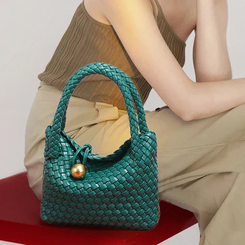 ASTRID™ | Chic Leather Handbag with Gold Detailing