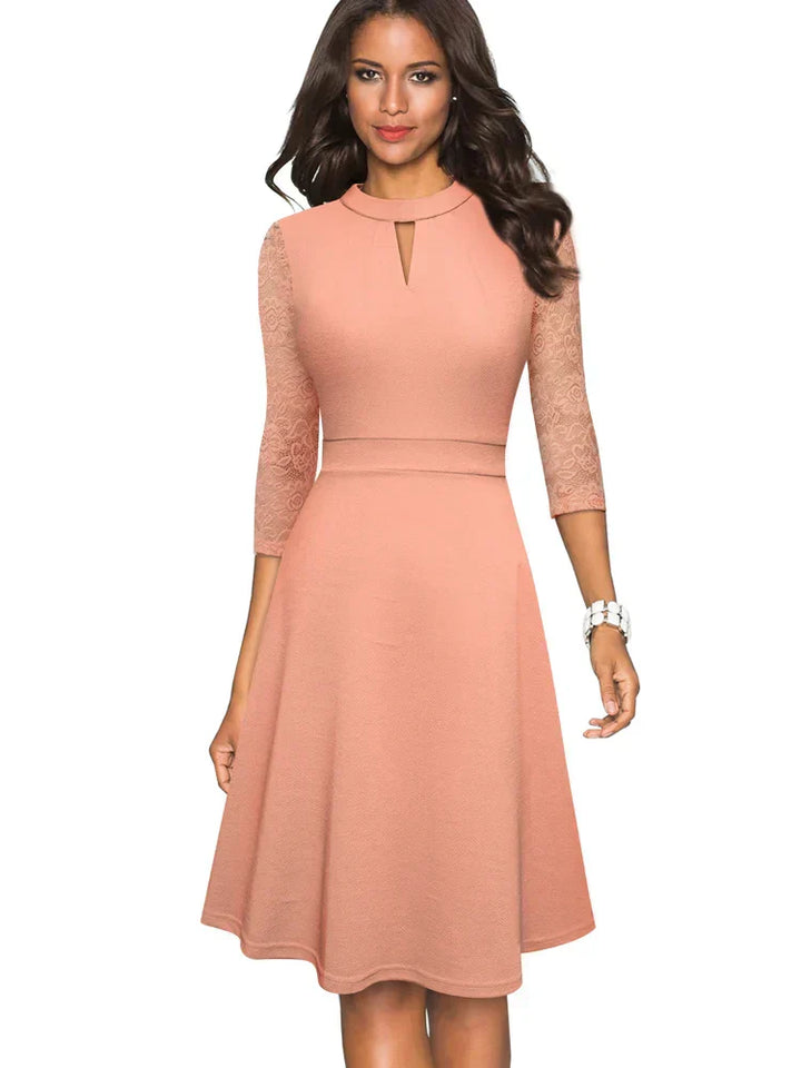 ELKE ELEGANT LACE DRESS