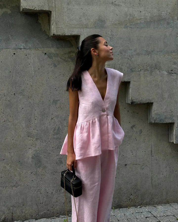 Laura™ | Graceful and Refined Outfit