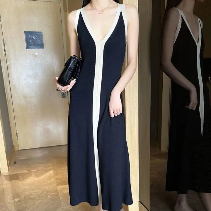 Ines | V-Neck Sleeveless Dress