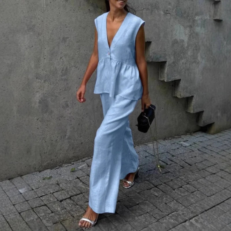 Laura™ | Graceful and Refined Outfit