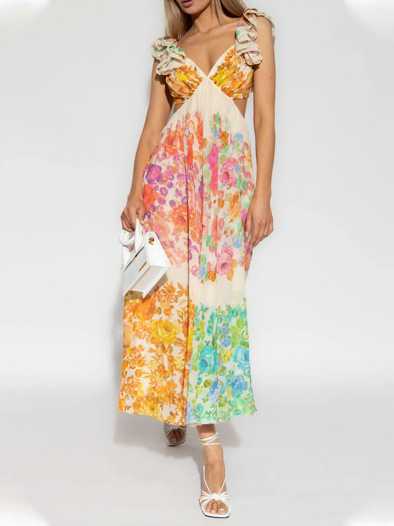 Luise | V-Neck Dress Featuring an Open Back