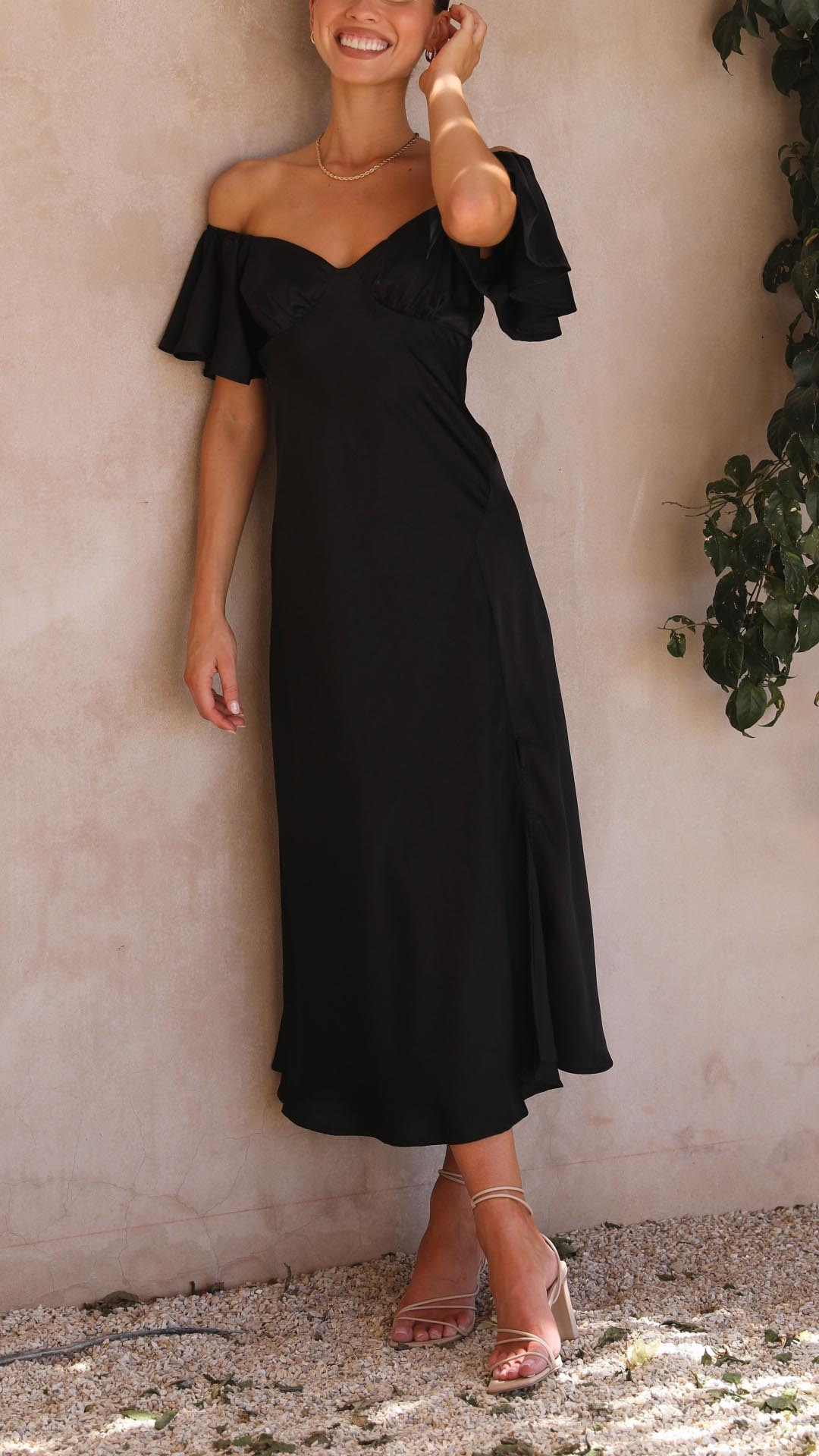 Arden | Chic Off-Shoulder Evening Dress