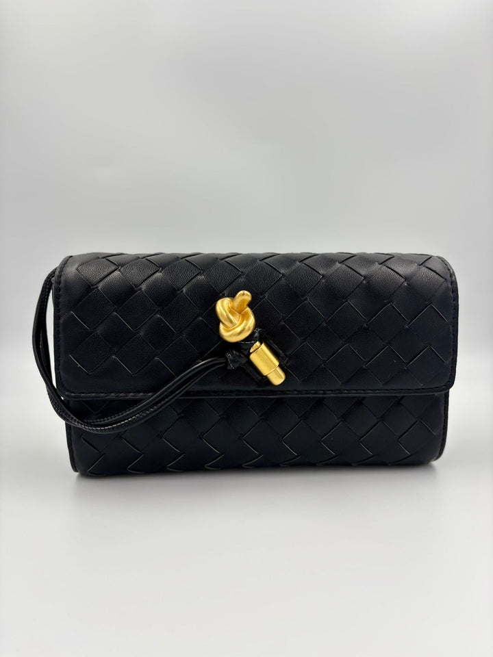 Maya Chic Handbag