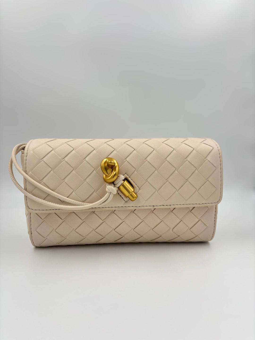 Maya Chic Handbag
