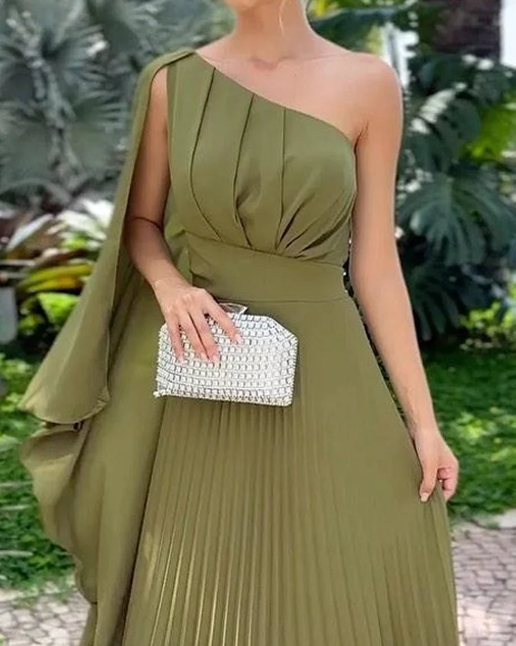 Araluen | Asymmetrical Pleated One-Shoulder Dress
