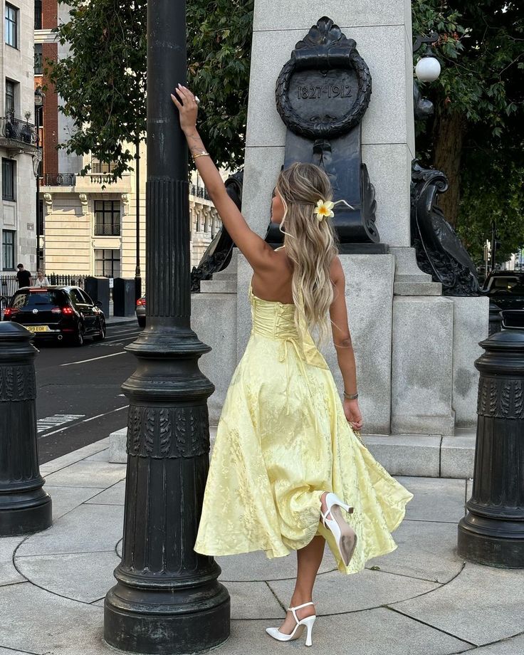 Agnes | Vintage-Inspired Romantic Midi Dress