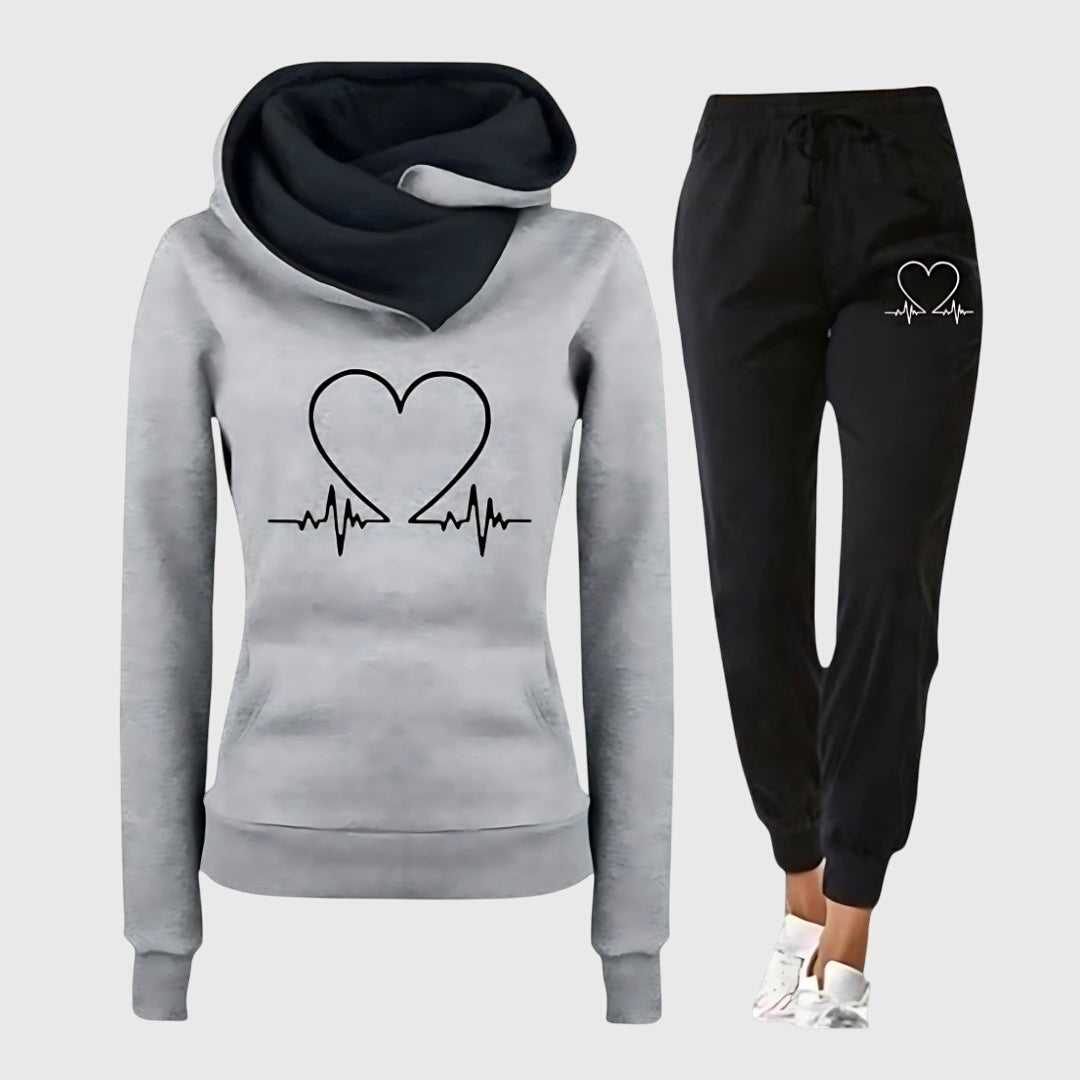 Carmen - Heartbeat Hoodie Set