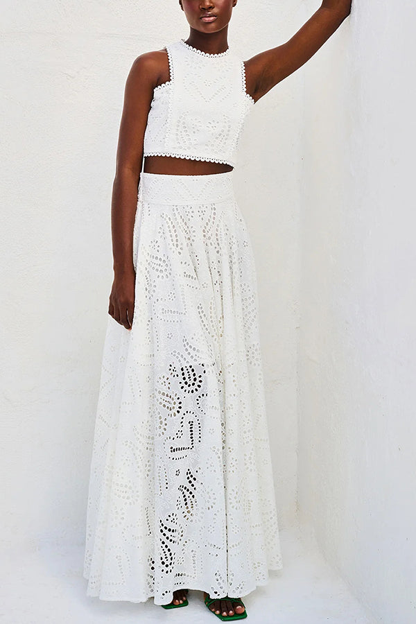 Maura™ | Chic Complete Ensemble in Exquisite Lace Design
