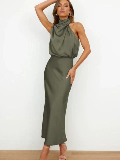 Laura | Sleeveless Dress with Stand Collar