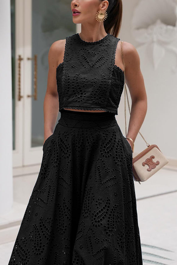 Maura™ | Chic Complete Ensemble in Exquisite Lace Design