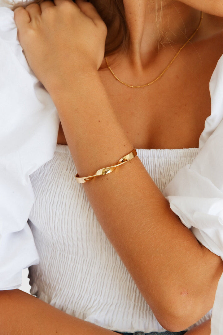 Adalyn | Elegant Gold-Plated Bracelet