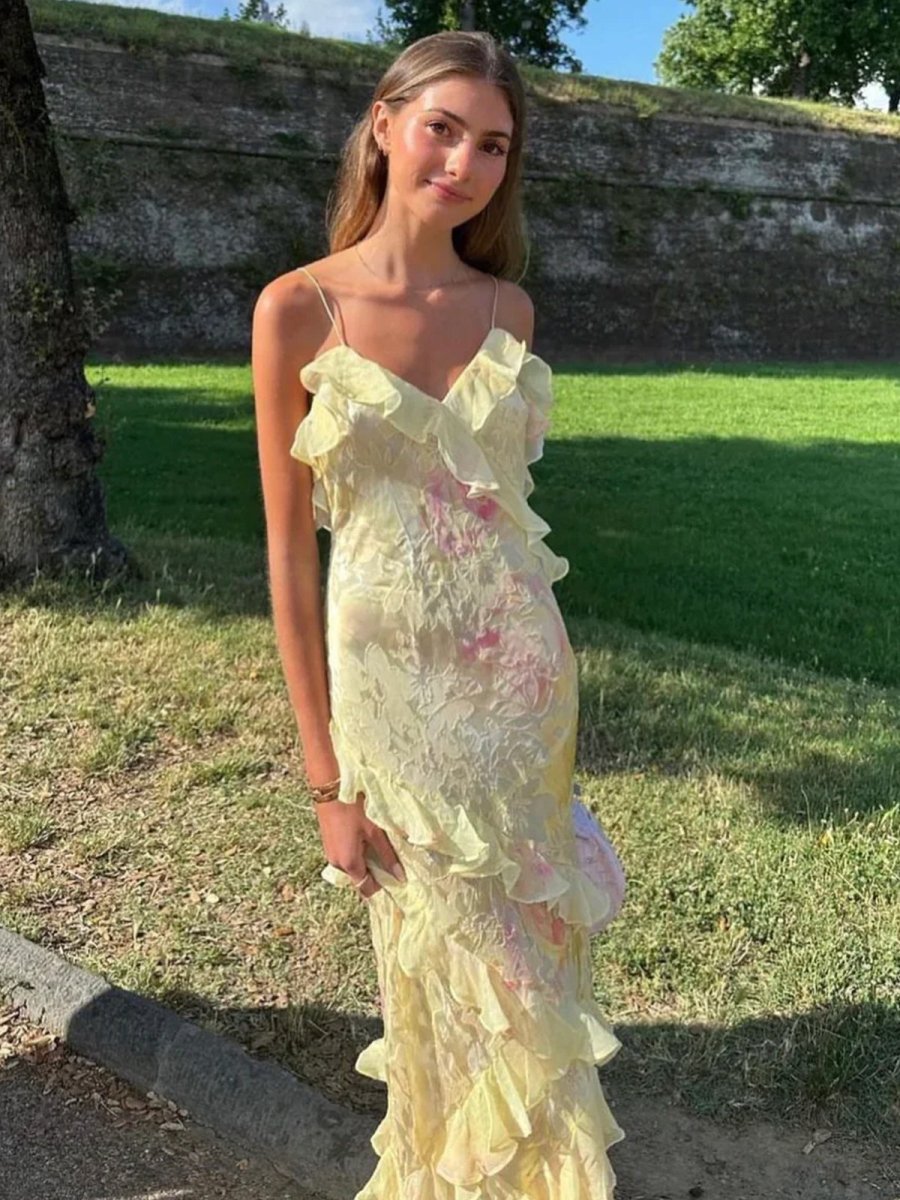 Beatrice | Enchanting Ruffled Gown